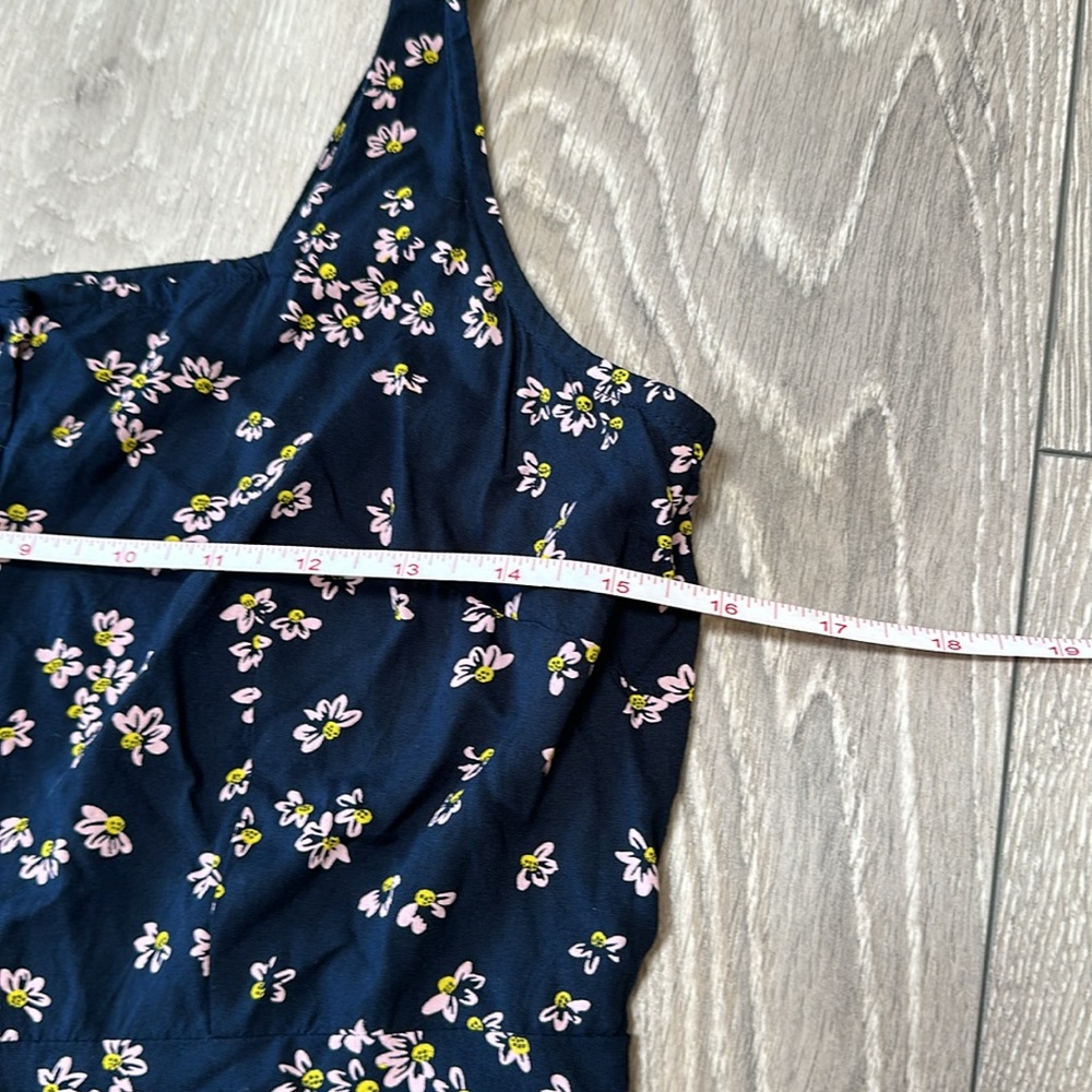 Abound Dress 👗 - Picture 4 of 6